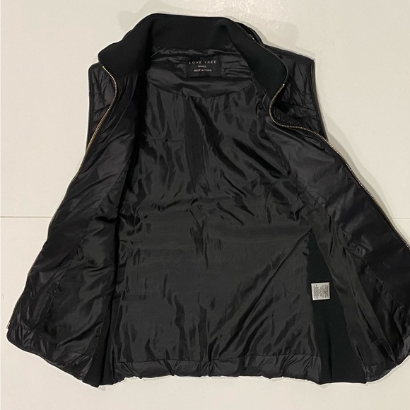 LOVE TREE Black Quilted Vest With Gold Zipper - Picture 9 of 12